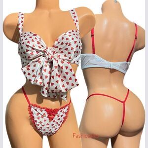 Victorias Secret Dream Angels Satin Bow Bra & V String Panty Set heart print
